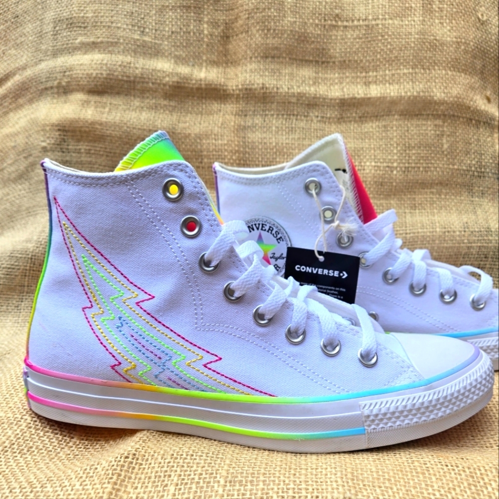 🆕Converse Chuck Taylor All Star Pride - Size: Men 7 ; Women 9 - Picture 2 of 13